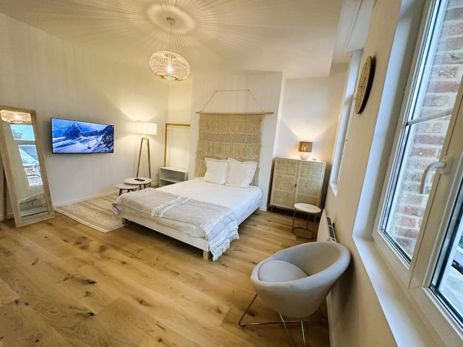 אמיינס Spacious & Luxuary Studio מראה חיצוני תמונה