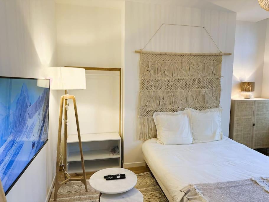 אמיינס Spacious & Luxuary Studio מראה חיצוני תמונה